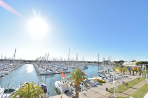 Studio cabine vue port grand pavois M